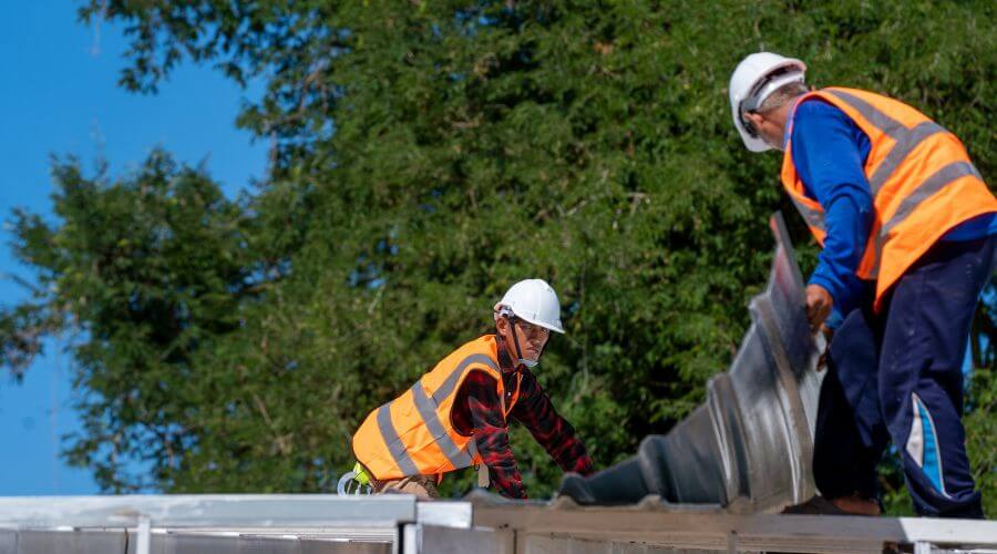 Expert top industrial roofings services in Claypool, IN